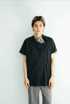 【sullen 】ダークグレー 半袖カットソーのサムネイル