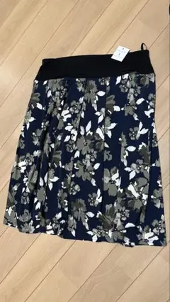ネイビー花柄フレアスカート Lサイズ