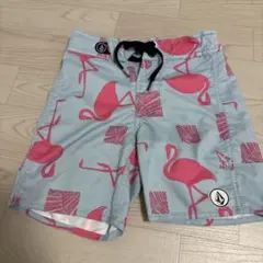 VOLCOM フラミンゴ柄 キッズ　サーフパンツ