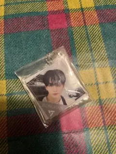 ジョンハン ガチャ　アクリルチャーム