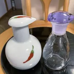 レトロ 醤油さし 2個セット 花柄 ガラス製 - メルカリ