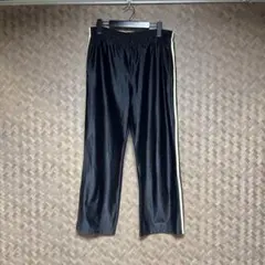 〜90s ヴィンテージ 黒スリムトラックパンツ 三本ライン テープ縫付け ロゴ無