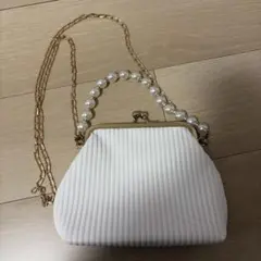 ホワイトリブデザインクラッチバッグ