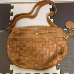 美品Zucchero filato編み込みレザーショルダーバッグ