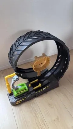 Hot Wheels モンスタートラックのサムネイル