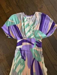 【Dazzle】トロピカル柄 カシュクールワンピースのサムネイル