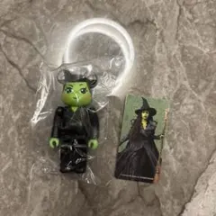 ベアブリック　シリーズ51 ウィキッド　エルファバ