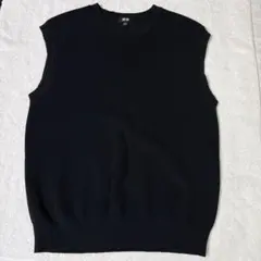 UNIQLO ブラック ノースリーブ ニットベスト