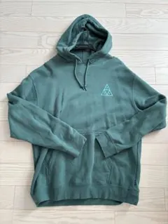 【HUF】プルオーバーパーカー