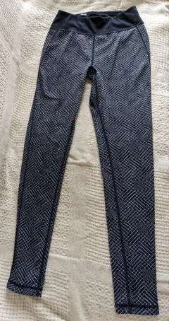 ユニクロ　エアリズム　レギンス　ネイビー　S