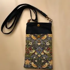 ウイリアムモリス　いちご泥棒　スマホショルダーバッグ