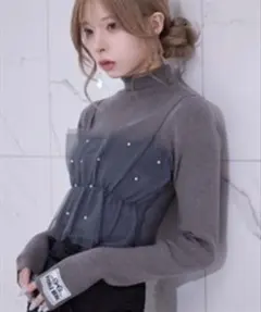 フィックルべべ　アクシーズファム　グレー　パールビスチェレイヤードニット