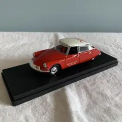 ミニカー　RIO（リオ）製 シトロエンID19 1/43 オレンジ/ホワイト ミニカー RIO（リオ）製 シトロエンID19 1/43 オレンジ/ホワイト