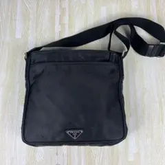近年モデル Prada プラダ ショルダーバッグ 斜め掛け ブラック 黒