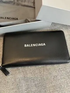 BALENCIAGA 長財布のサムネイル
