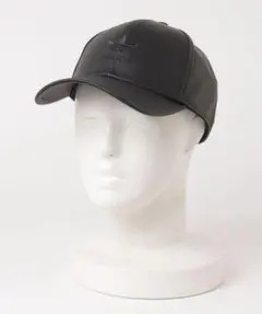 adidas ブラック レザー調 キャップ