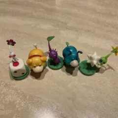 ピクミン チョコエッグ　5体
