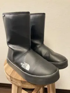 美品　ノースフェイス トラバースベースキャンプブーティライトショート24cm