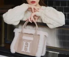 M*i様 【新品未使用】PRADA プラダ ノベルティ ファートートバッグ ベー M*i様 【新品未使用】PRADA プラダ ノベルティ ファートートバッグ