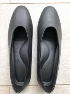 ユニクロ　コンフィールタッチフラットシューズ　25.0cm 黒