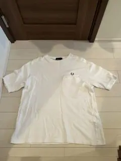 フレッドペリー ホワイト Tシャツ ポケット付き　Sサイズ