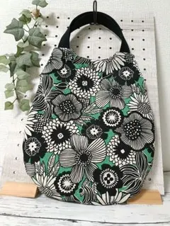 ハンドメイド　エッグバッグ　リバーシブル　北欧モダンフラワー