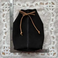 2a.【レザー】ミニ巾着　ハンドメイド
