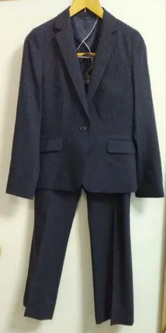 洋服の青山　レディースパンツスーツ Nライン　上下セット