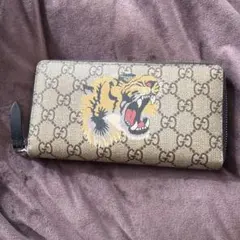 GUCCI 長財布 トラ刺繍付き