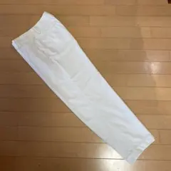 ユニクロU 綺麗めストレートパンツ　 サイズ58 ホワイト