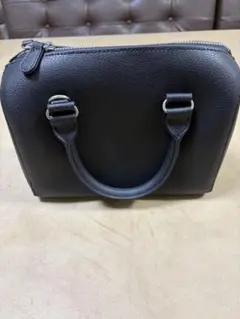 ブラック ハンドバッグ ジッパー付き　UNIQLO