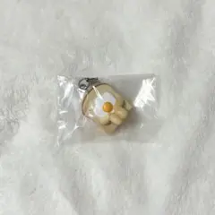 まちぼうけ パンの場合 めじるしアクセサリー 目玉焼きトースト