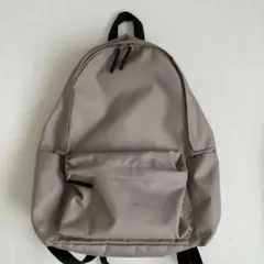 無印良品　肩の負担を軽くする 撥水リュックサック　ベージュ