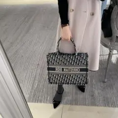 Item thumbnail for item ed78dffb-d683-4f86-b873-952a1b8ef5ea