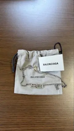 BALENCIAGA BBロゴ ネックレス シルバーのサムネイル