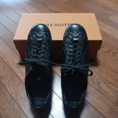 Louis Vuitton ブラック スニーカーのサムネイル