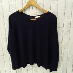 earth music & ecology ネイビー　薄手ニット　未使用