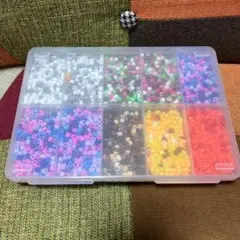 アイロンビーズセット 多色 仕切りケース付き