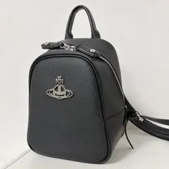 美品✨ヴィヴィアンウエストウッド ミニリュック オーブ アニー レザーのサムネイル
