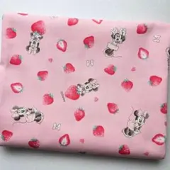 ディズニー ★ミニーちゃん いちご柄★ オックス生地 108×50 ピンク