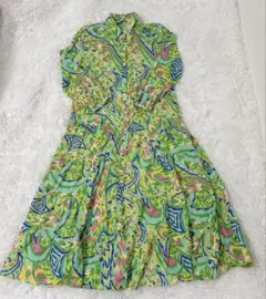 【美品】ZARA ザラ　長袖ロングワンピース 総柄　L緑　カラフル 派手
