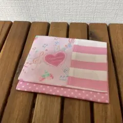 4143【2点100円、3点200円引き】ハート柄移動ポケット