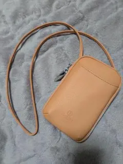 ディーケリー オレンジ スマホショルダーバッグ