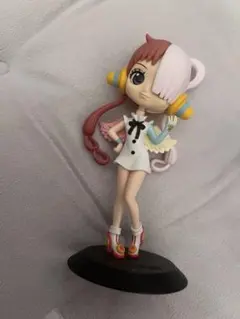 ワンピース FILM RED ウタ Qposket フィギュアのサムネイル