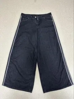 最安値【アディダス】 ルーズ デニムパンツ ブラック 28 新品未使用