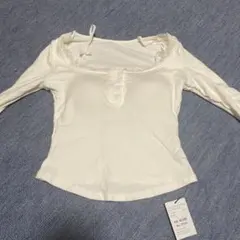 ホワイト長袖トップス