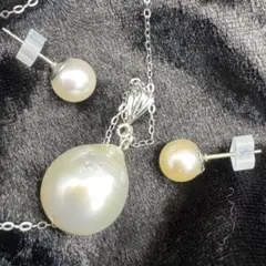 南洋白蝶真珠ペンダント＆アコヤ真珠ピアスセット