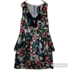 Forever21 twist　花柄　ミニドレス　ワンピース　ミニワンピース