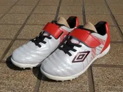 Umbro アンブロ シルバー/レッド スパイク アクセレイター 20 超美品のサムネイル