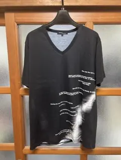 シェラック ×セマンティックデザイン　Vネック プリント Tシャツ 黒